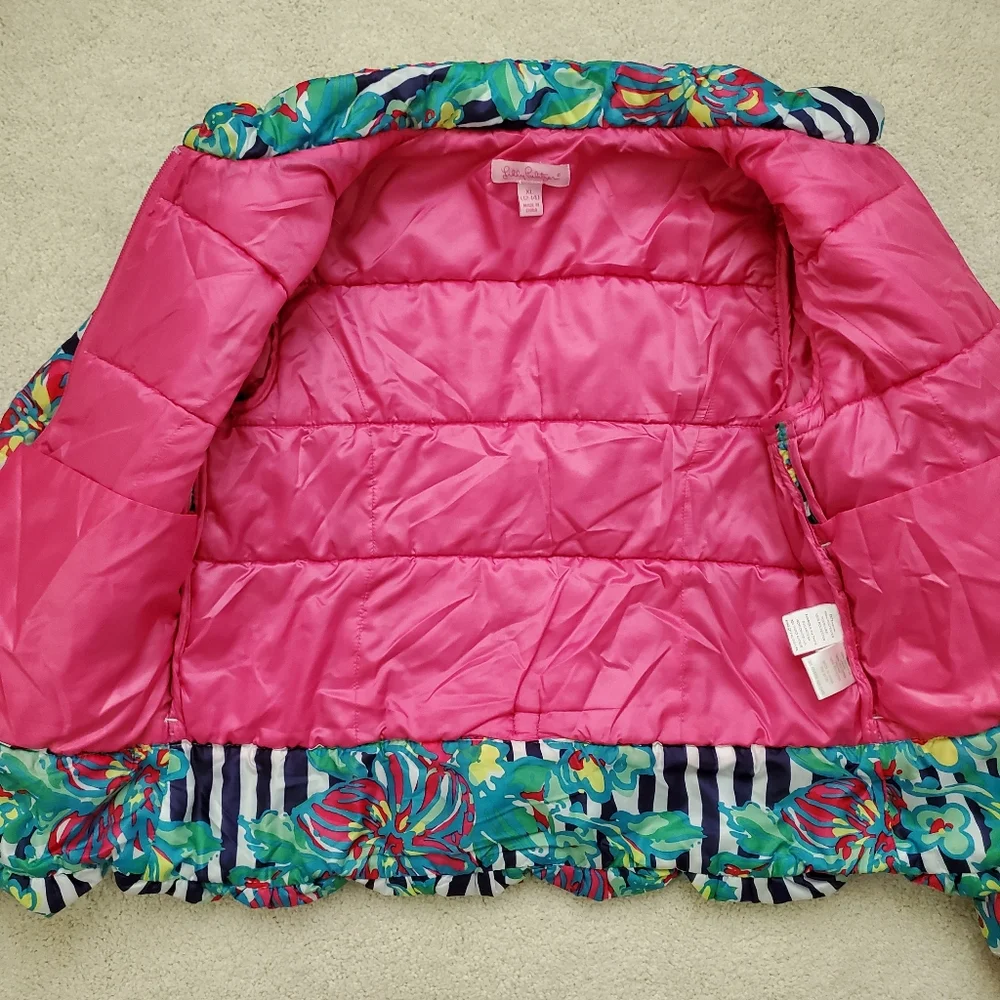 Lilly Pulitzer Mini Kate Puffer Jacket in Paradisio Resort White szXL (12-14)